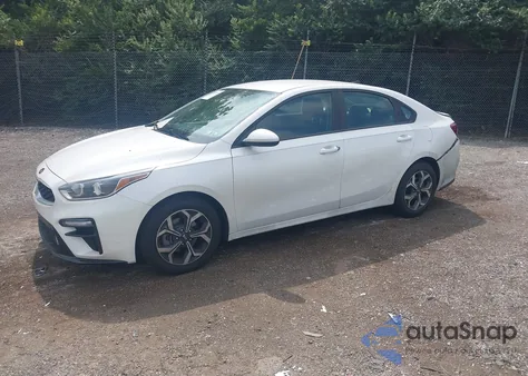 2021 Kia Forte Lxs из США, поврежденный, VIN 3KPF24AD8ME405694